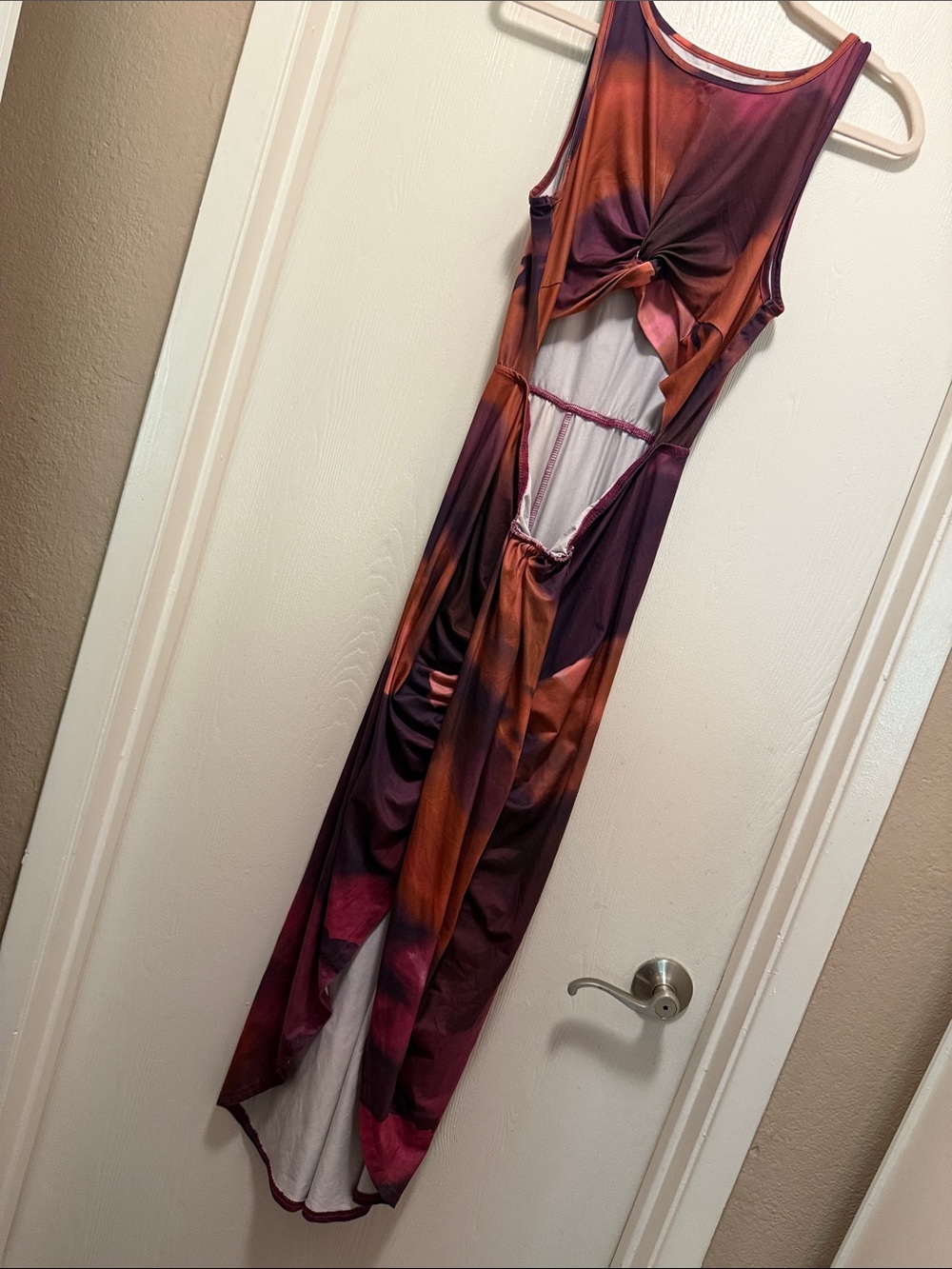 Sleeveless Twist-Back Maxi Dress in Burgundy and Rust